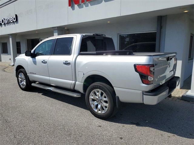 2021 Nissan Titan SL