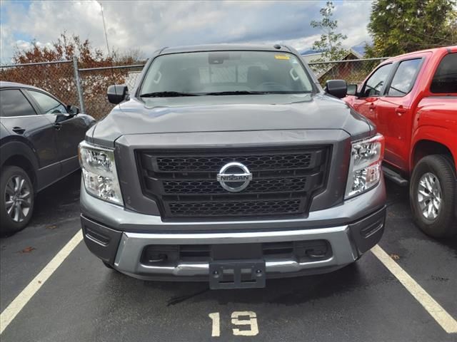 2021 Nissan Titan SV