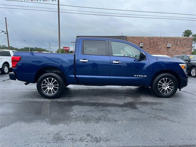 2021 Nissan Titan SV