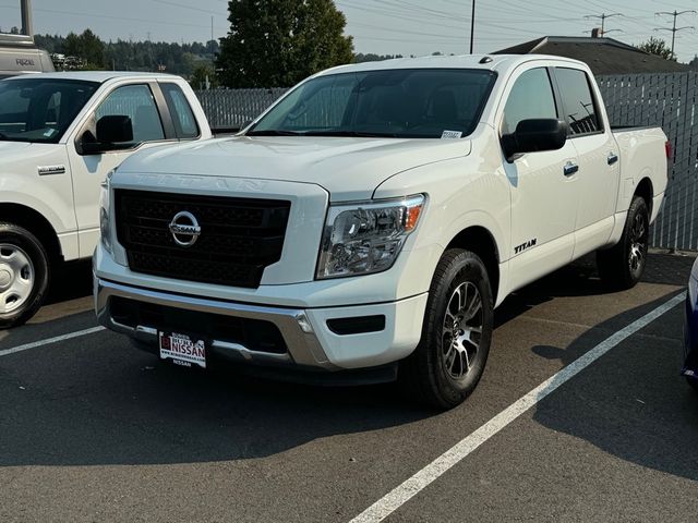 2021 Nissan Titan SV