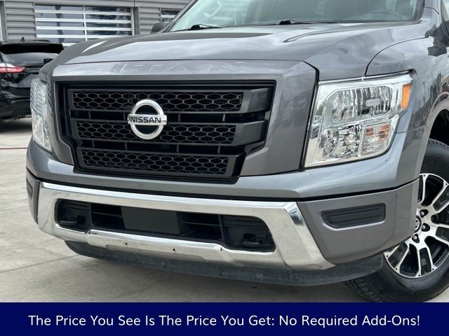 2021 Nissan Titan SV