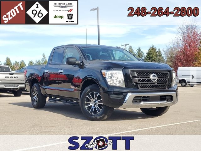 2021 Nissan Titan SV