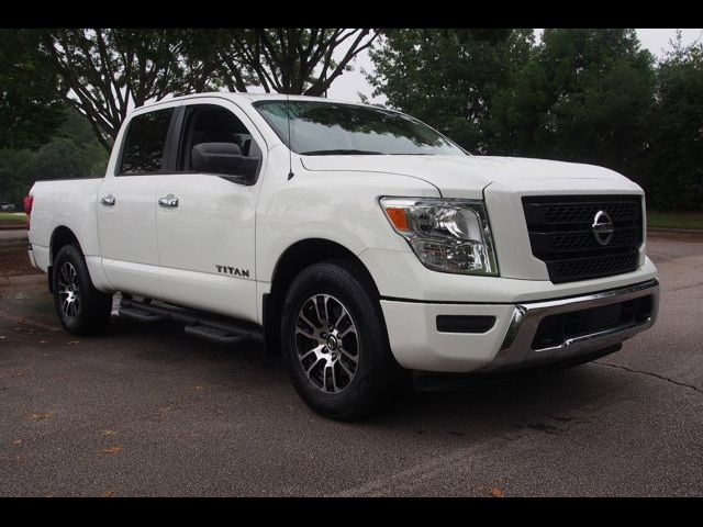 2021 Nissan Titan SV