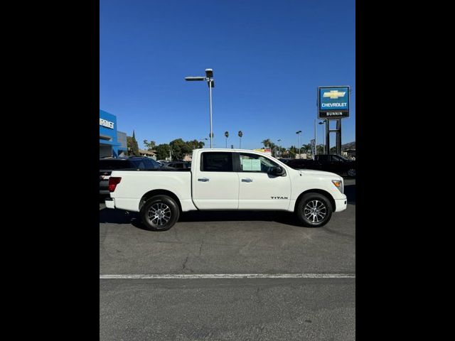 2021 Nissan Titan SV