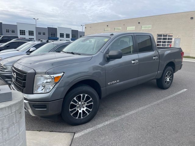 2021 Nissan Titan SV