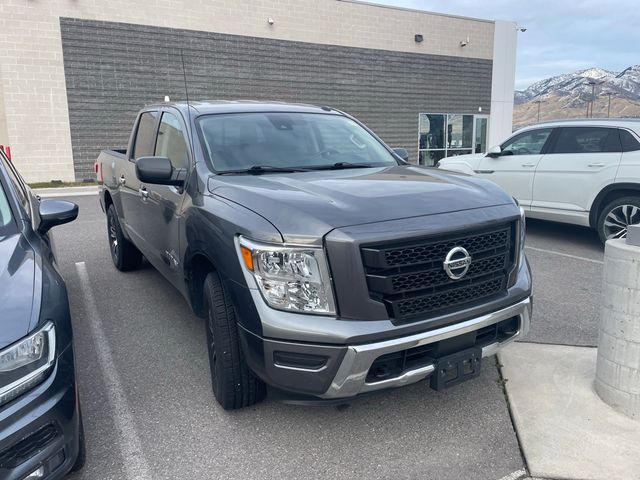 2021 Nissan Titan SV