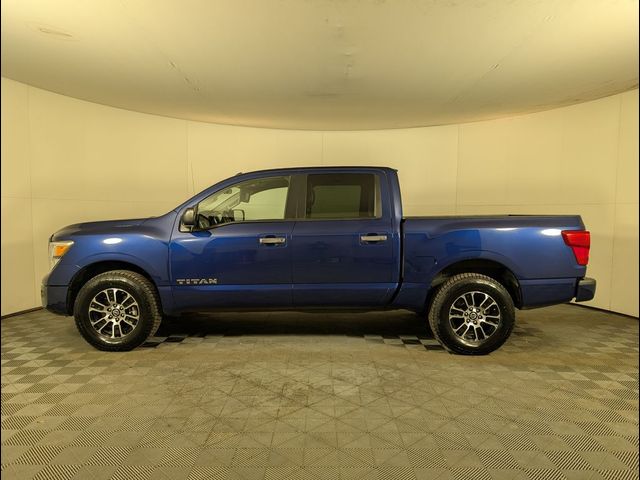 2021 Nissan Titan SV