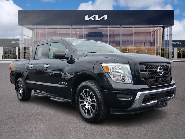 2021 Nissan Titan SV