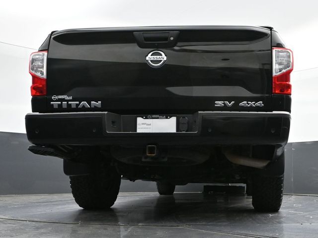 2021 Nissan Titan SV
