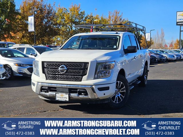 2021 Nissan Titan SV