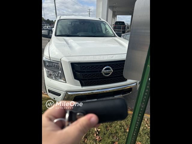 2021 Nissan Titan SV