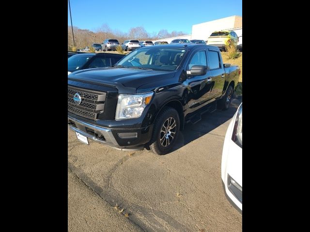 2021 Nissan Titan SV