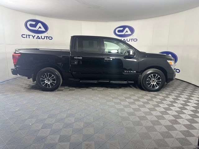 2021 Nissan Titan SV