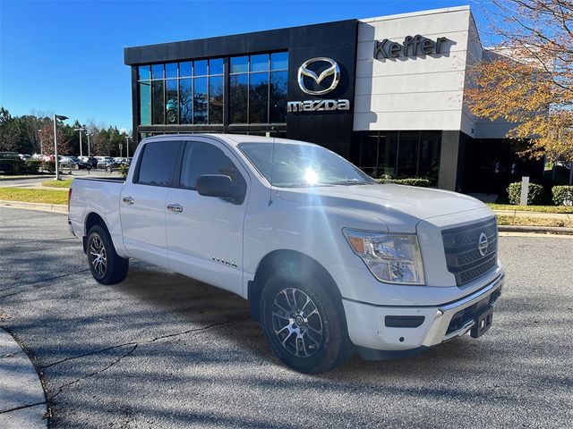 2021 Nissan Titan SV