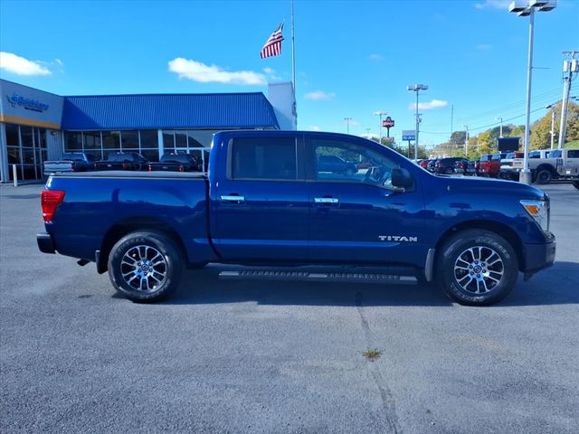 2021 Nissan Titan SV