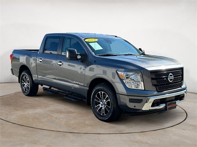 2021 Nissan Titan SV