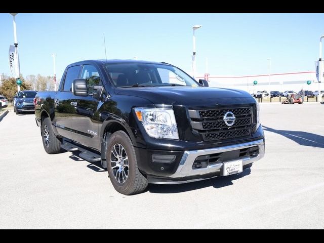 2021 Nissan Titan SV