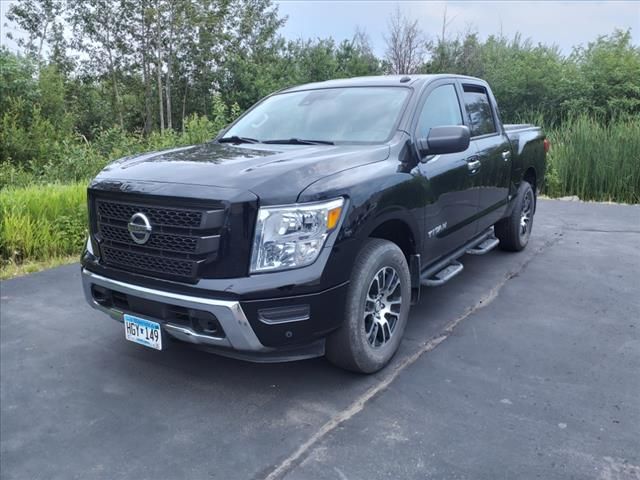 2021 Nissan Titan SV