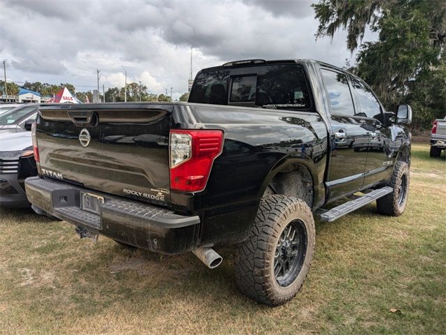 2021 Nissan Titan SV