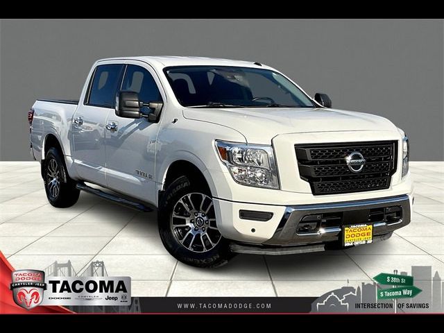 2021 Nissan Titan SV