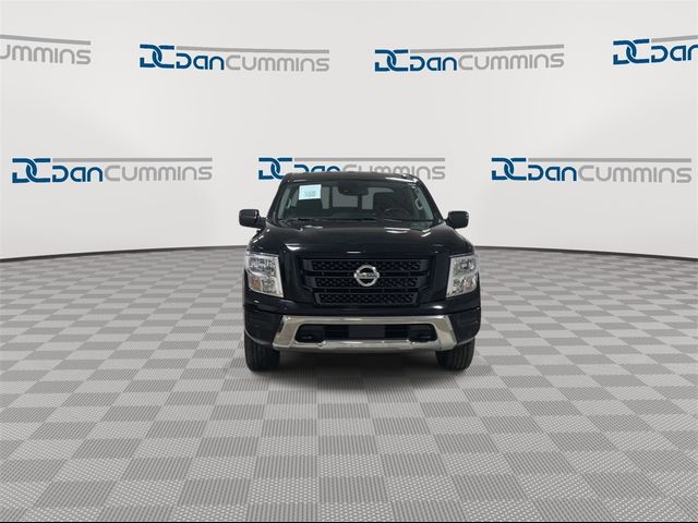 2021 Nissan Titan SV