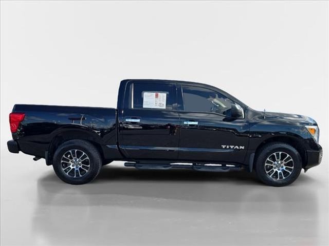 2021 Nissan Titan SV