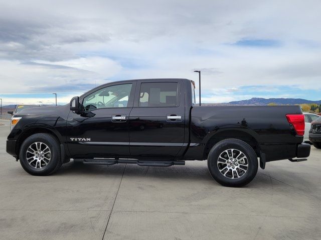 2021 Nissan Titan SV