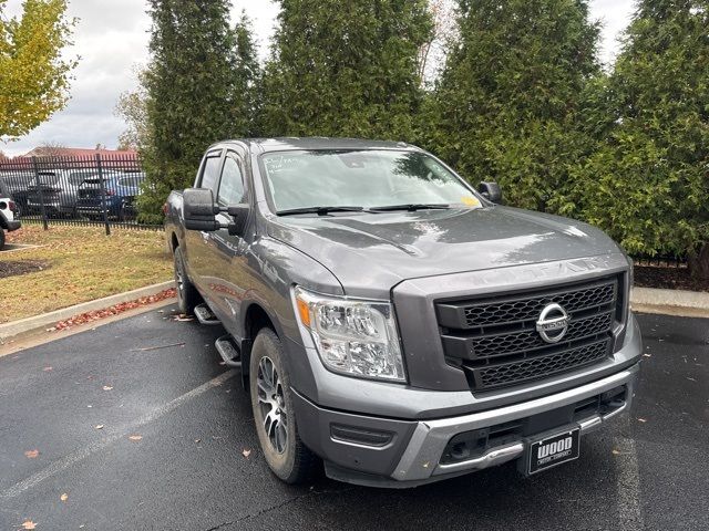 2021 Nissan Titan SV