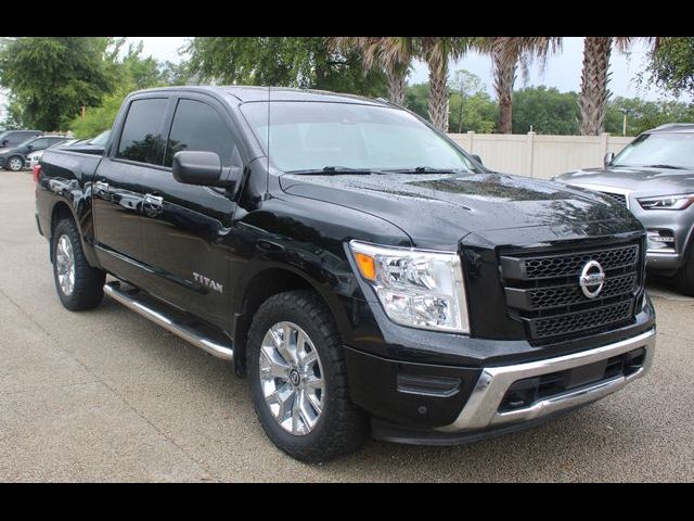 2021 Nissan Titan SV