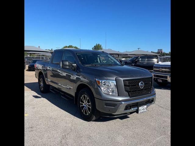 2021 Nissan Titan SV