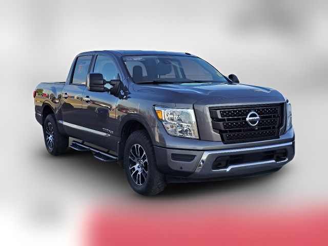 2021 Nissan Titan SV