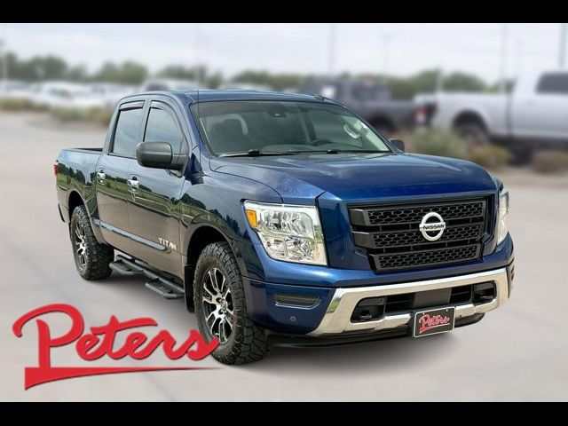 2021 Nissan Titan SV