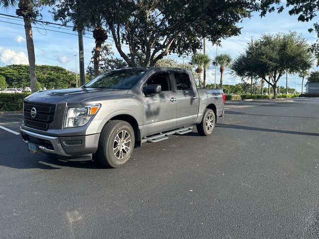 2021 Nissan Titan SV