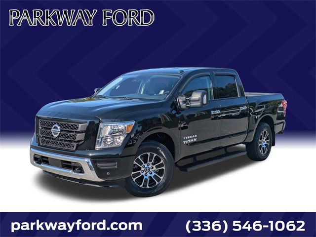 2021 Nissan Titan SV