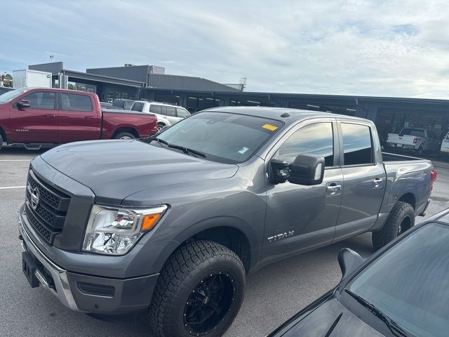 2021 Nissan Titan SV