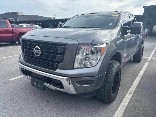 2021 Nissan Titan SV