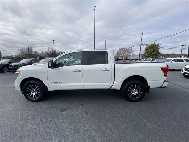 2021 Nissan Titan SV