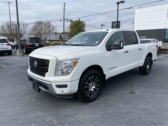 2021 Nissan Titan SV