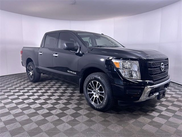 2021 Nissan Titan SV