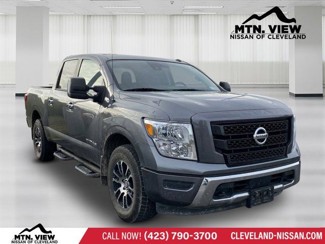 2021 Nissan Titan SV