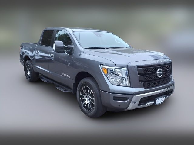 2021 Nissan Titan SV