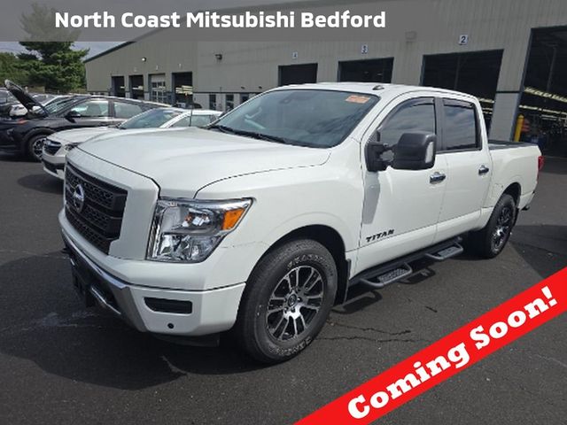 2021 Nissan Titan SV