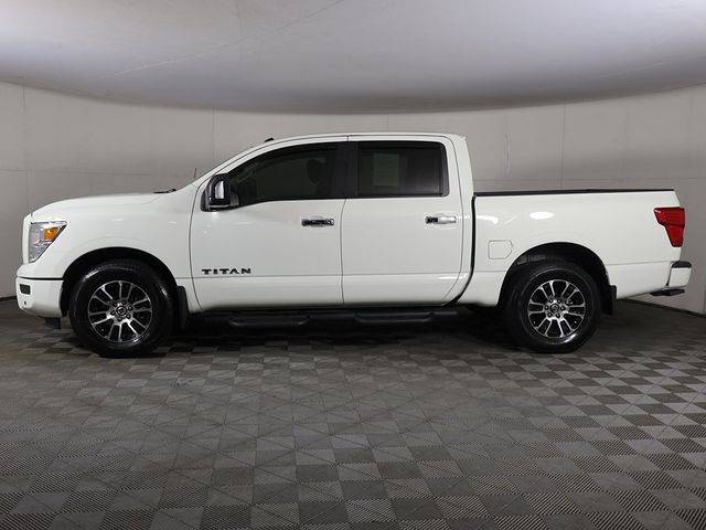 2021 Nissan Titan SV