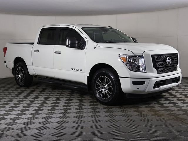 2021 Nissan Titan SV