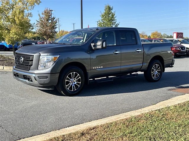 2021 Nissan Titan SV