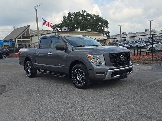 2021 Nissan Titan SV