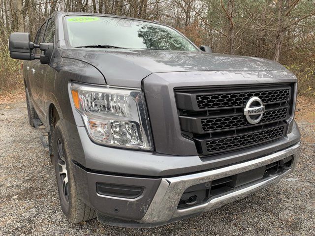 2021 Nissan Titan SV