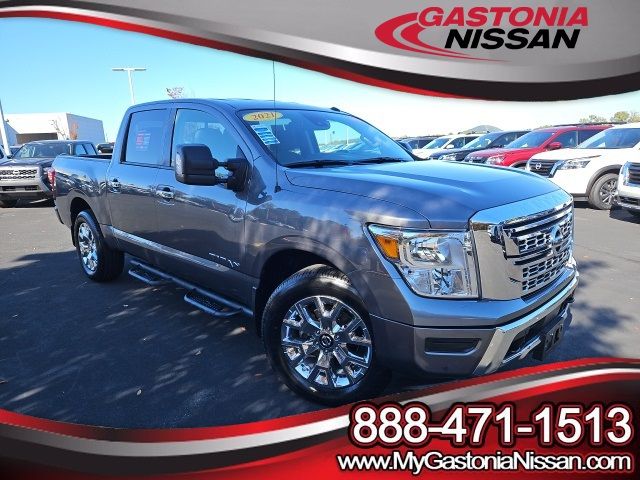 2021 Nissan Titan SV