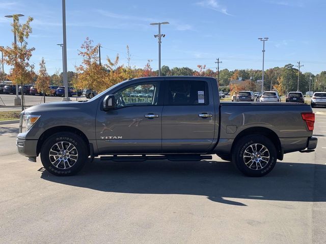 2021 Nissan Titan SV