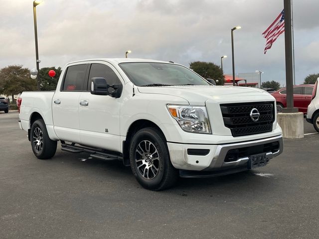 2021 Nissan Titan SV